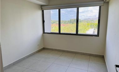 Se Alquila Apartamento en Woodlands, P.H. Midrise, Panamá Pacifico