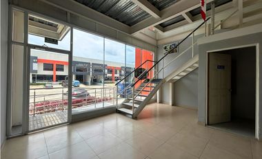 Galera (360m2) en venta en Pacora. 25-9398.