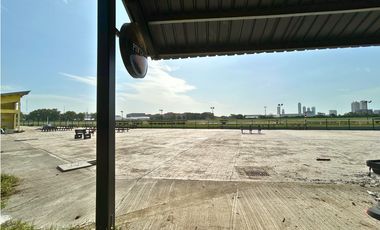 Local comercial de 152m2 en alquiler en Juan Diaz. 25-9521.