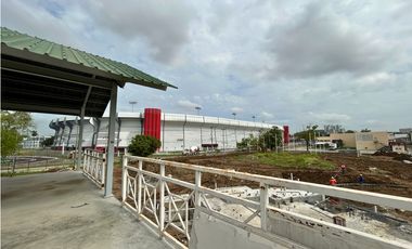 Local comercial de 152m2 en alquiler en Juan Diaz. 25-9521.