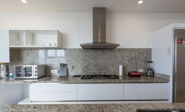 Venta de apartamento en PH Aria en Costa del Este.