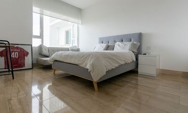 Venta de apartamento en PH Aria en Costa del Este.