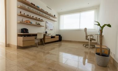 Venta de apartamento en PH Aria en Costa del Este.