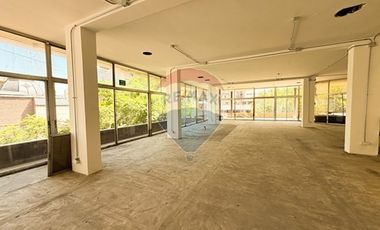 LOCALES COMERCIALES  EN ARRIENDO