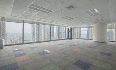 Oficina Amplia en Oceania Business Center – Ideal para Multinacionales