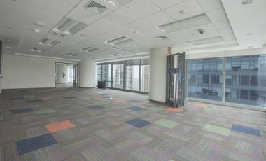 Oficina Amplia en Oceania Business Center – Ideal para Multinacionales