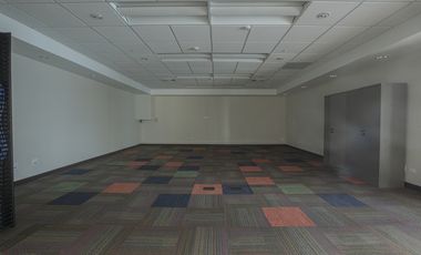 Oficina Amplia en Oceania Business Center – Ideal para Multinacionales