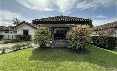 VENTA DE CASA EN BUENAVENTURA, PH LOS PORTALES