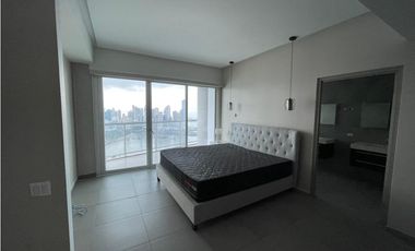 ALQUILER APARTAMENTO AVENIDA BALBOA PH YACHT CLUB
