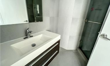 ALQUILER APARTAMENTO AVENIDA BALBOA PH YACHT CLUB