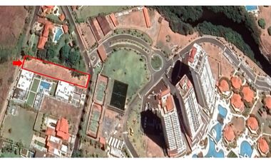 Terreno en Venta en Coronado – Frente al Country Club