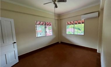 Venta de casa en Albrook, Panamá