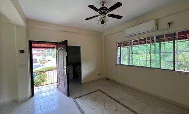 Venta de casa en Albrook, Panamá