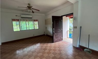 Venta de casa en Albrook, Panamá