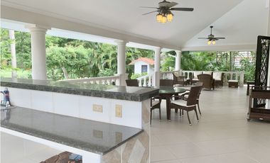 Venta casa amoblada, Club de Golf de Coronado Luxury Club