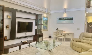 Venta casa amoblada, Club de Golf de Coronado Luxury Club