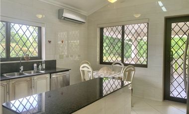 Venta casa amoblada, Club de Golf de Coronado Luxury Club