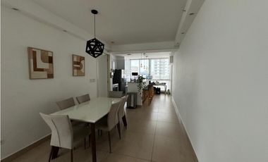 Apartamento amoblado en PH Vista Balboa  ¡a pasos de la Cinta Costera