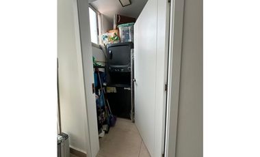 Apartamento amoblado en PH Vista Balboa  ¡a pasos de la Cinta Costera