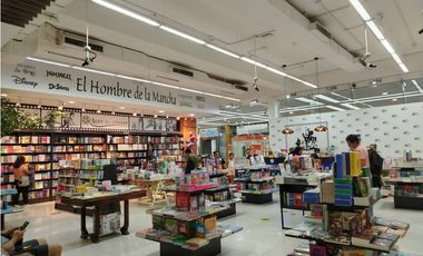 SE VENDE LOCAL EN ALBROOK, PASILLO DEL DELFN