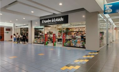 SE VENDE LOCAL EN ALBROOK, PASILLO DEL DELFN