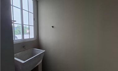 VENTA DE APARTAMENTO EN PH MYSTIC HILL