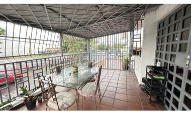 Se vende casa en Avenida Balboa, Bella Vista