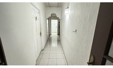 Se vende casa en Avenida Balboa, Bella Vista