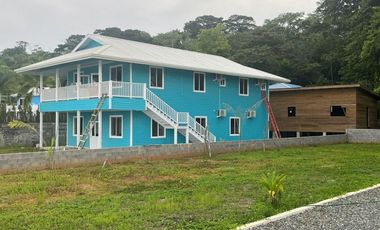 Se vende casa en Bocas del Toro