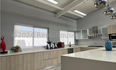 Casa comercial en venta en Coco del Mar. Panamá. 24-6551.