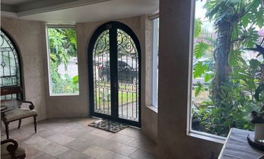 Se Vende Hermosa Casa en Costa Bella