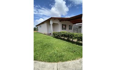 CASA EN VENTA EN BRISAS DEL GOLF, ARRAIJN(JL)