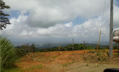 VENTA DE TERRENO EN CERRO AZUL REMATE