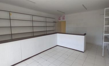 Local Comercial en Arriendo en Av. Quilín/Tobalaba