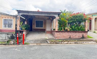 CASA EN ALQUILER EN URBANIZACION MONTELIMAR LA CHORRERA