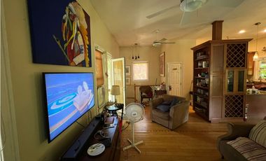 Venta – Propiedad con 2 Casas + Vista al Lago en Las Cumbres