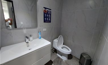Se vende oficina Chalet en Los ngeles Betania 303 m2 JS
