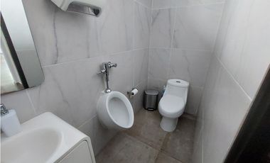 Se vende oficina Chalet en Los ngeles Betania 303 m2 JS