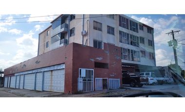 Vendo apartamento en San Antony Hills 3 habitaciones vacio