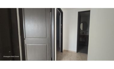 Vendo apartamento en San Antony Hills 3 habitaciones vacio