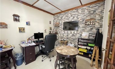 Venta de Casa con Dos Residencias Independientes en Betania, Panama