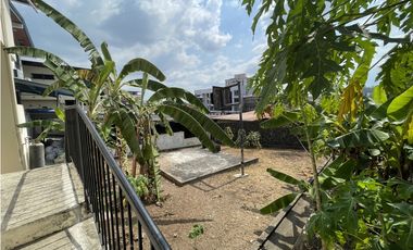 Venta de Casa con Dos Residencias Independientes en Betania, Panama