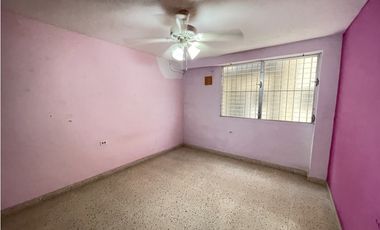 Venta de Casa con Dos Residencias Independientes en Betania, Panama