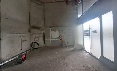 SE ALQUILA LOCAL COMERCIAL EN GREENWOOD PLAZA, TUMBA MUERTO