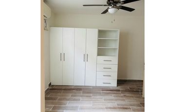Alquiler de casa en Via Porras