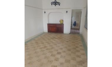 Casa con vista al canal de Panamá