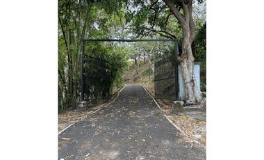 Casa con vista al canal de Panamá