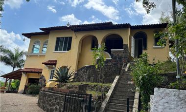 Casa con vista al canal de Panamá