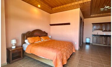 Spacious home with stunning ocean views