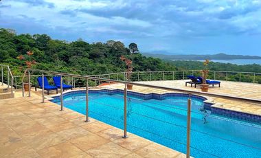 Spacious home with stunning ocean views